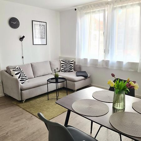 Modernes Zentrales Apartment 브루흐잘 외부 사진