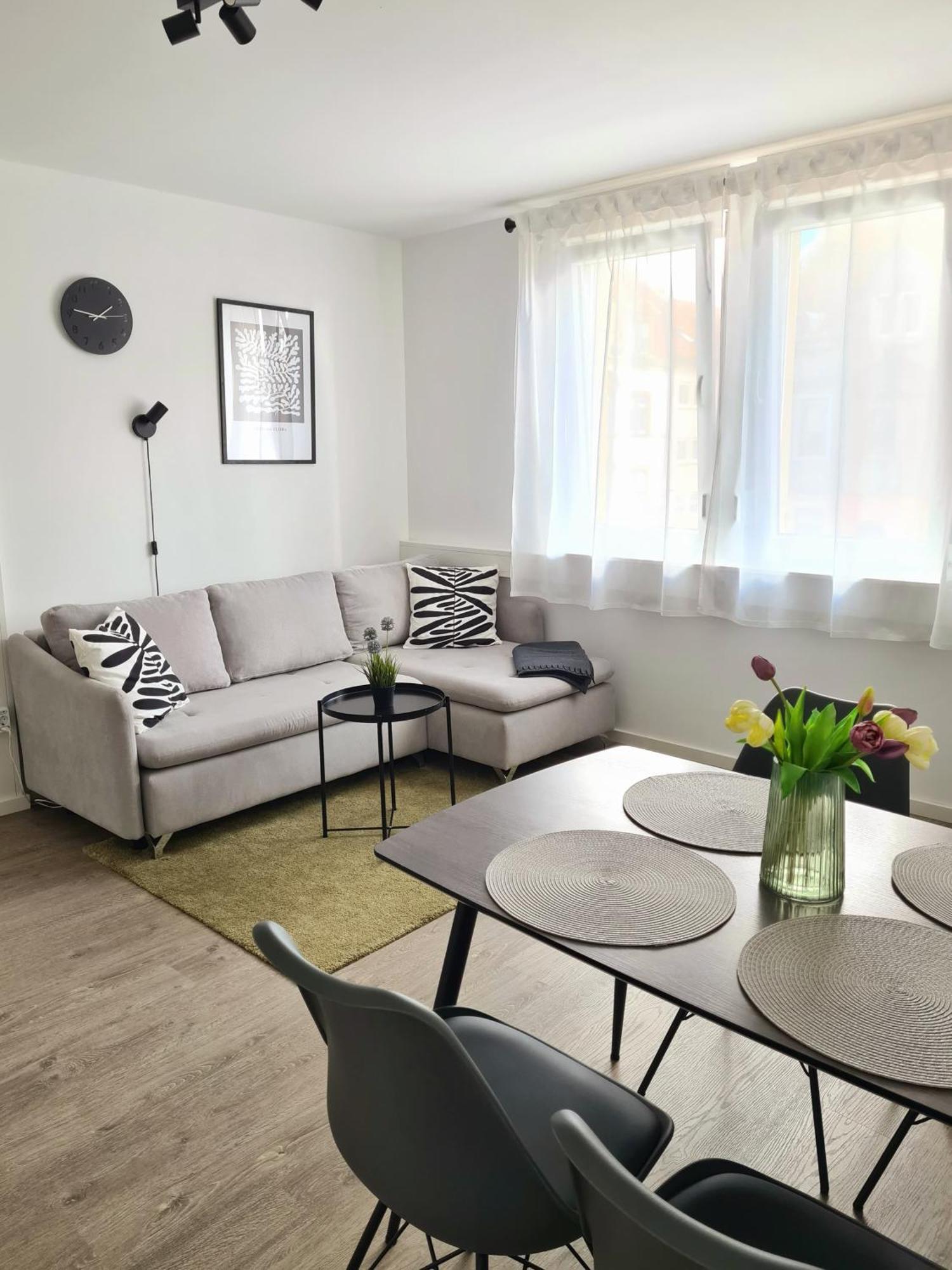Modernes Zentrales Apartment 브루흐잘 외부 사진